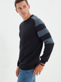 Джемпер Trendyol модель TMNAW22KZ0602/Lacivert Джемпер Trendyol модель TMNAW22KZ0602/Lacivert Фото