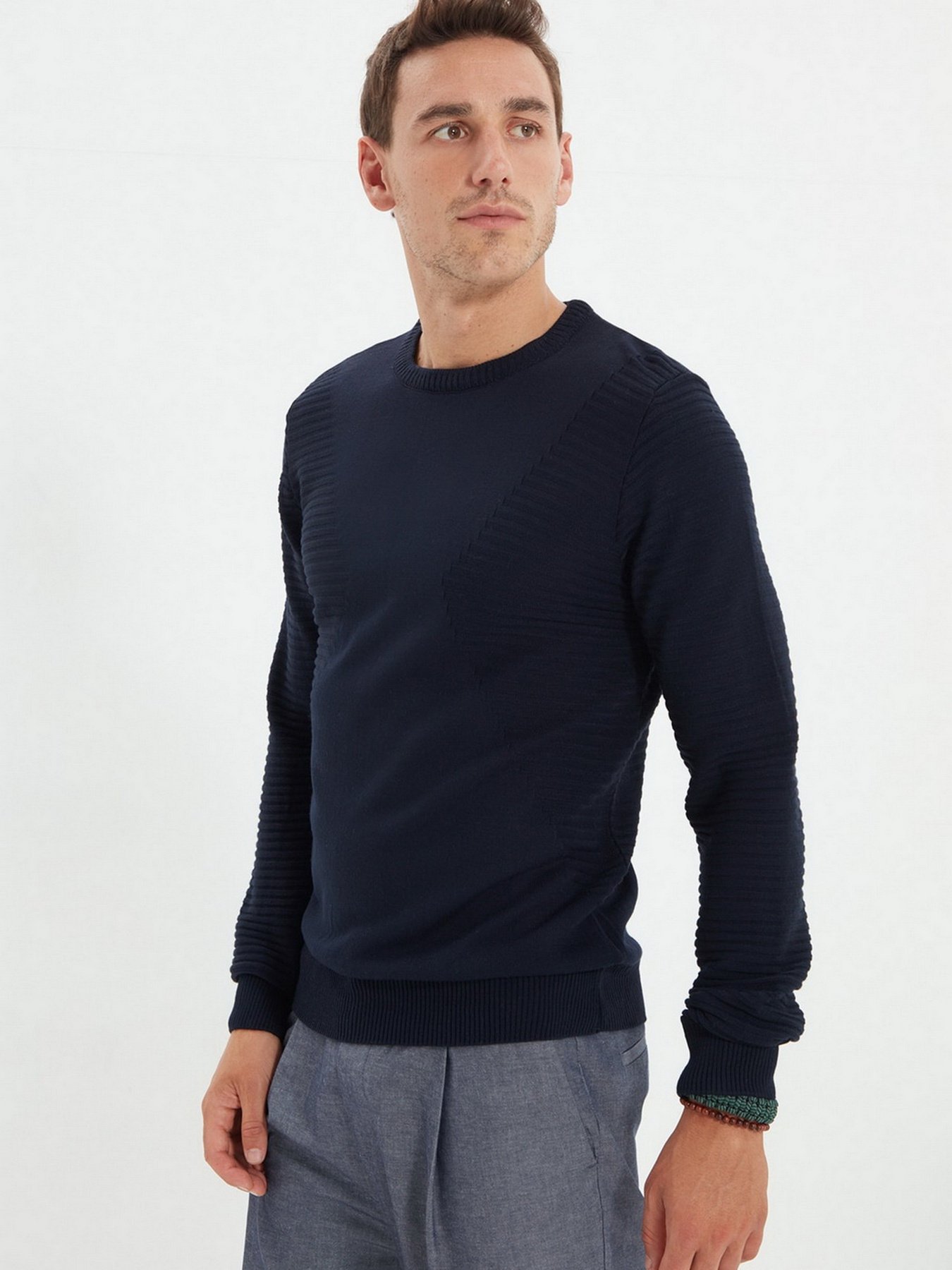 Джемпер Trendyol модель TMNAW22KZ0614/Lacivert Фото