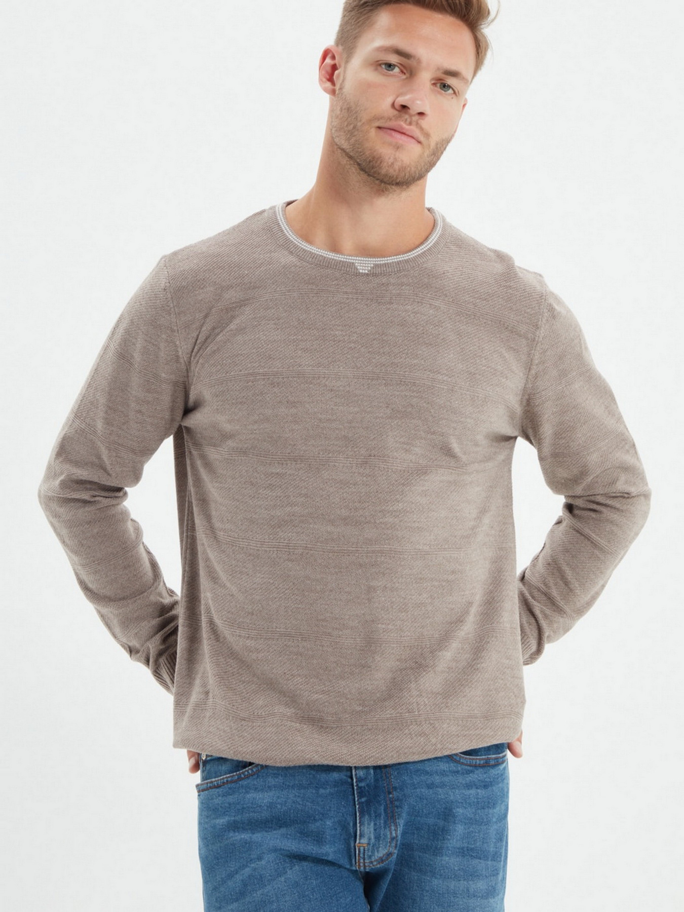 Джемпер Trendyol модель TMNAW22KZ0646/Bej Фото