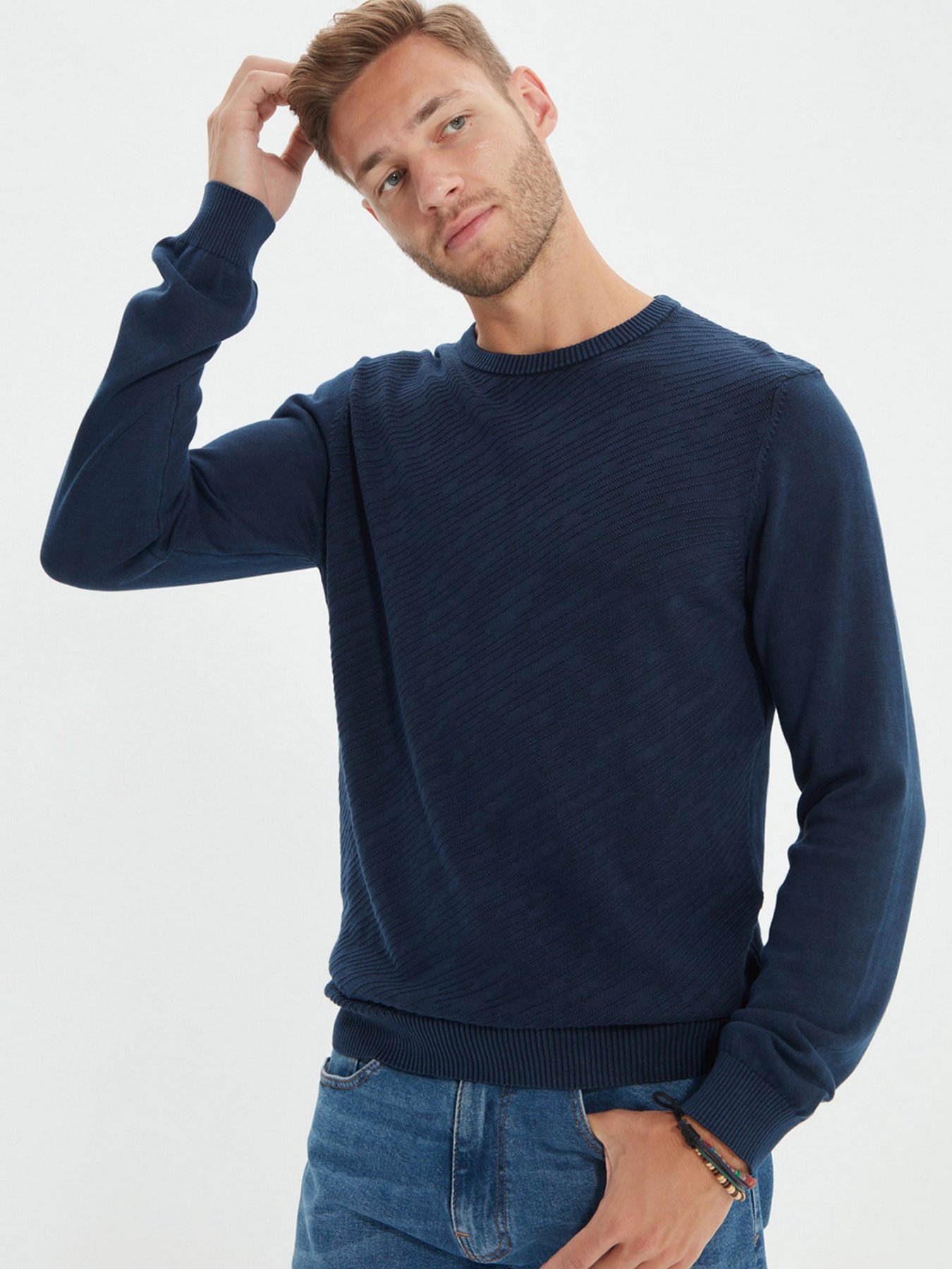 Джемпер Trendyol модель TMNAW22KZ0683/Lacivert Фото