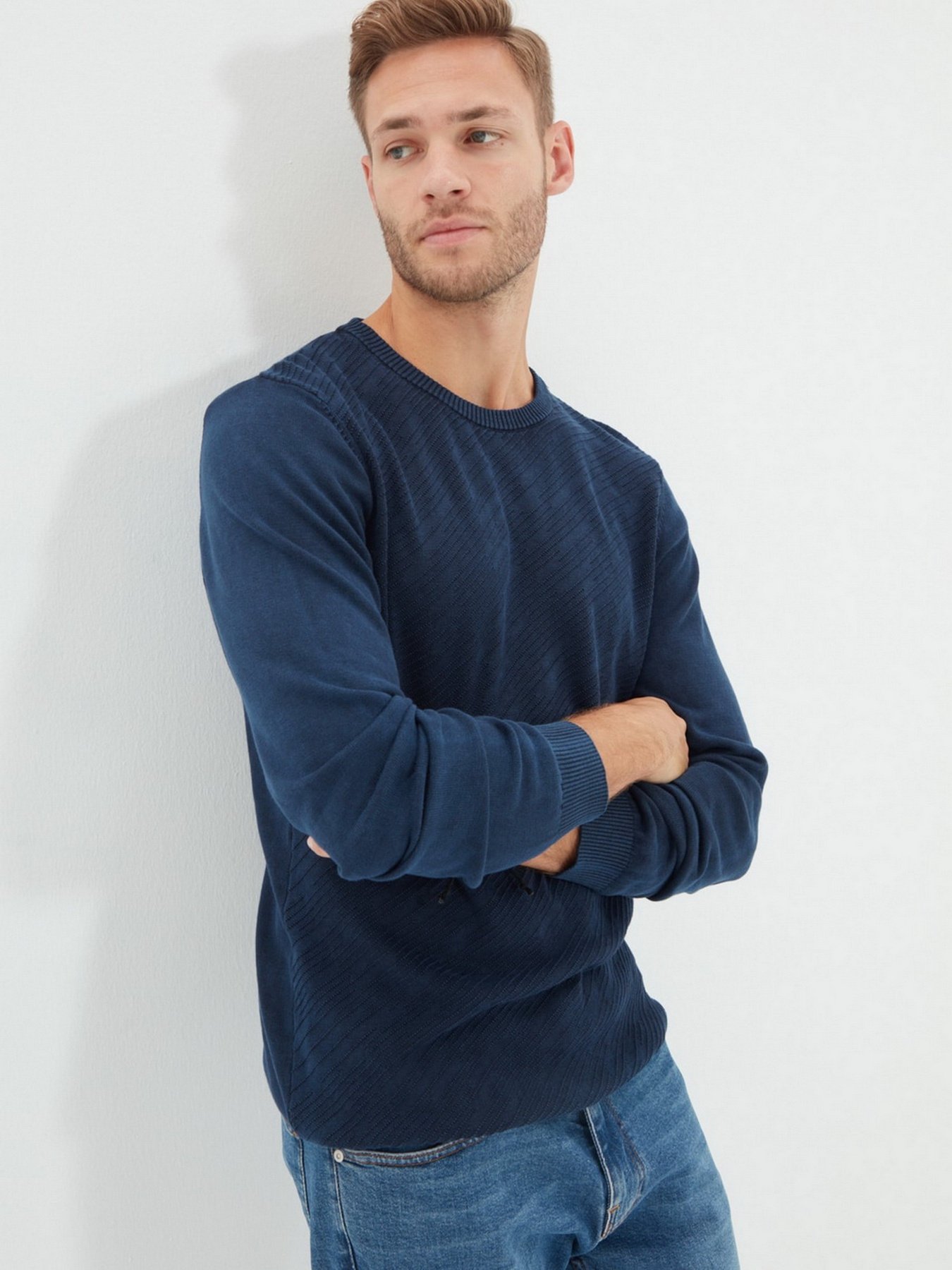 Джемпер Trendyol модель TMNAW22KZ0683/Lacivert Фото