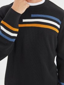 Джемпер Trendyol модель TMNAW22KZ0794/Siyah Фото