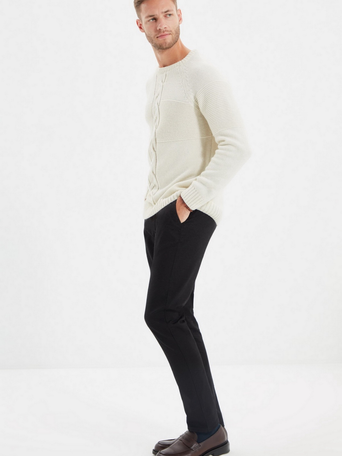 Чіноси Trendyol модель TMNAW22PL0192/Siyah Фото