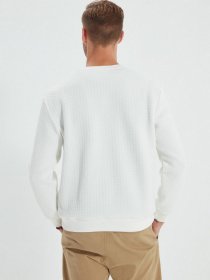 Свитшот Trendyol модель TMNAW22SW0330/Beyaz Фото