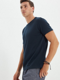 Футболки і поло Trendyol модель TMNAW22TS0016/Lacivert Фото