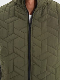 Жилет с утеплителем Trendyol модель TMNAW22YE0037/Haki Фото