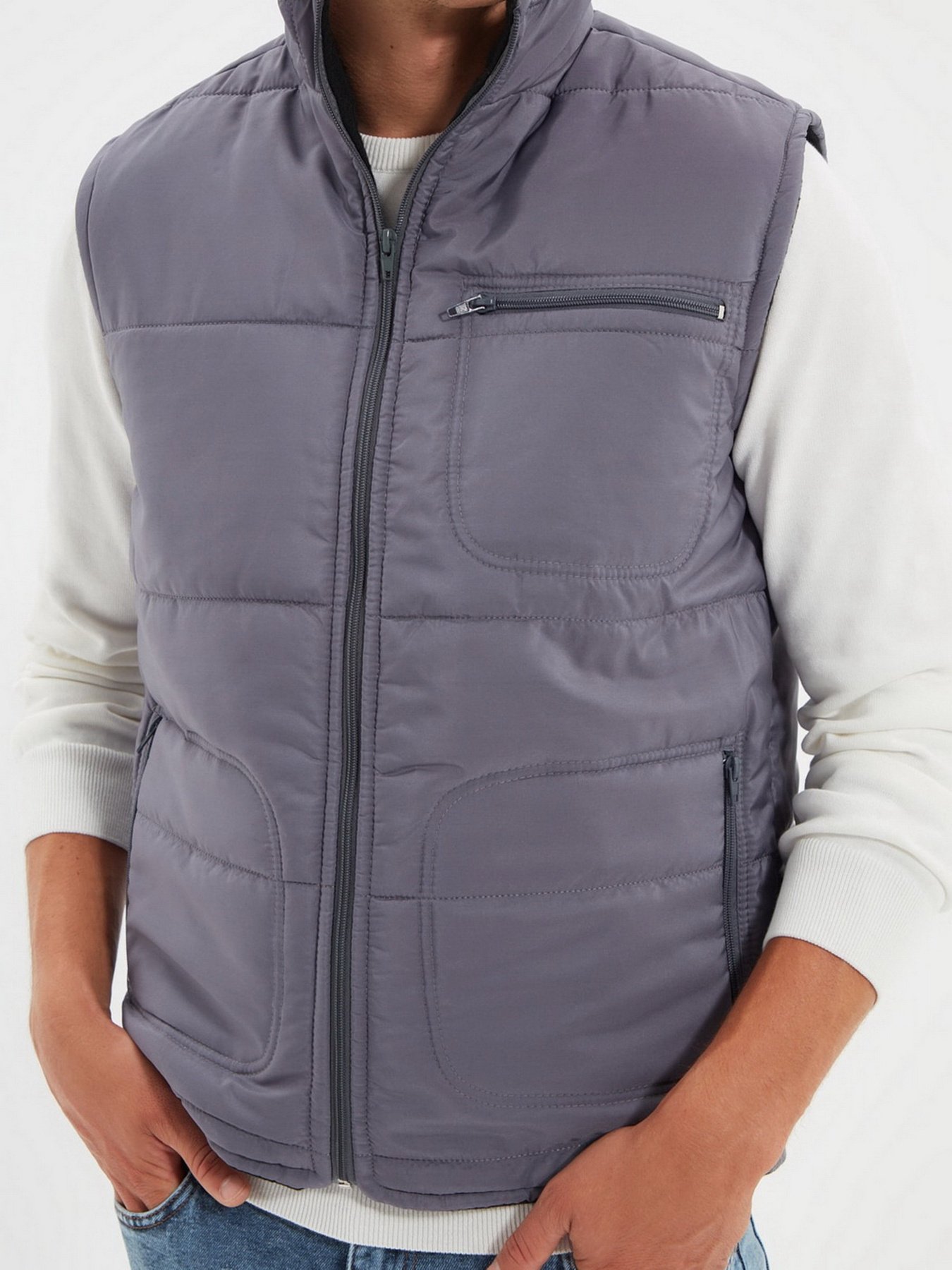 Утепленный жилет Trendyol модель TMNAW22YE0039/Gri Фото