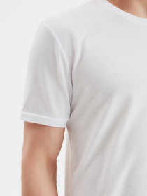 Футболки и поло Trendyol модель TMNSS21TS2094/Beyaz Фото