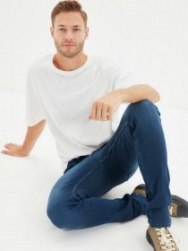 Скіні джинси Trendyol Skinny модель TMNAW22JE0799/Indigo Фото