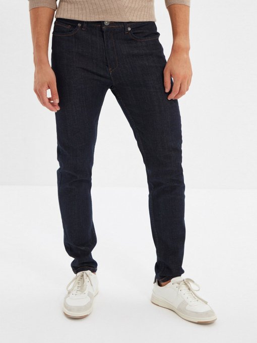 Зауженные джинсы Trendyol модель TMNAW21JE0169/Lacivert Фото