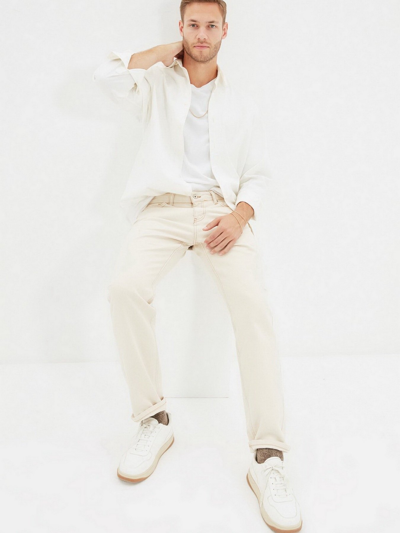 Широкие джинсы Trendyol модель TMNAW22JE0189/Ekru Фото