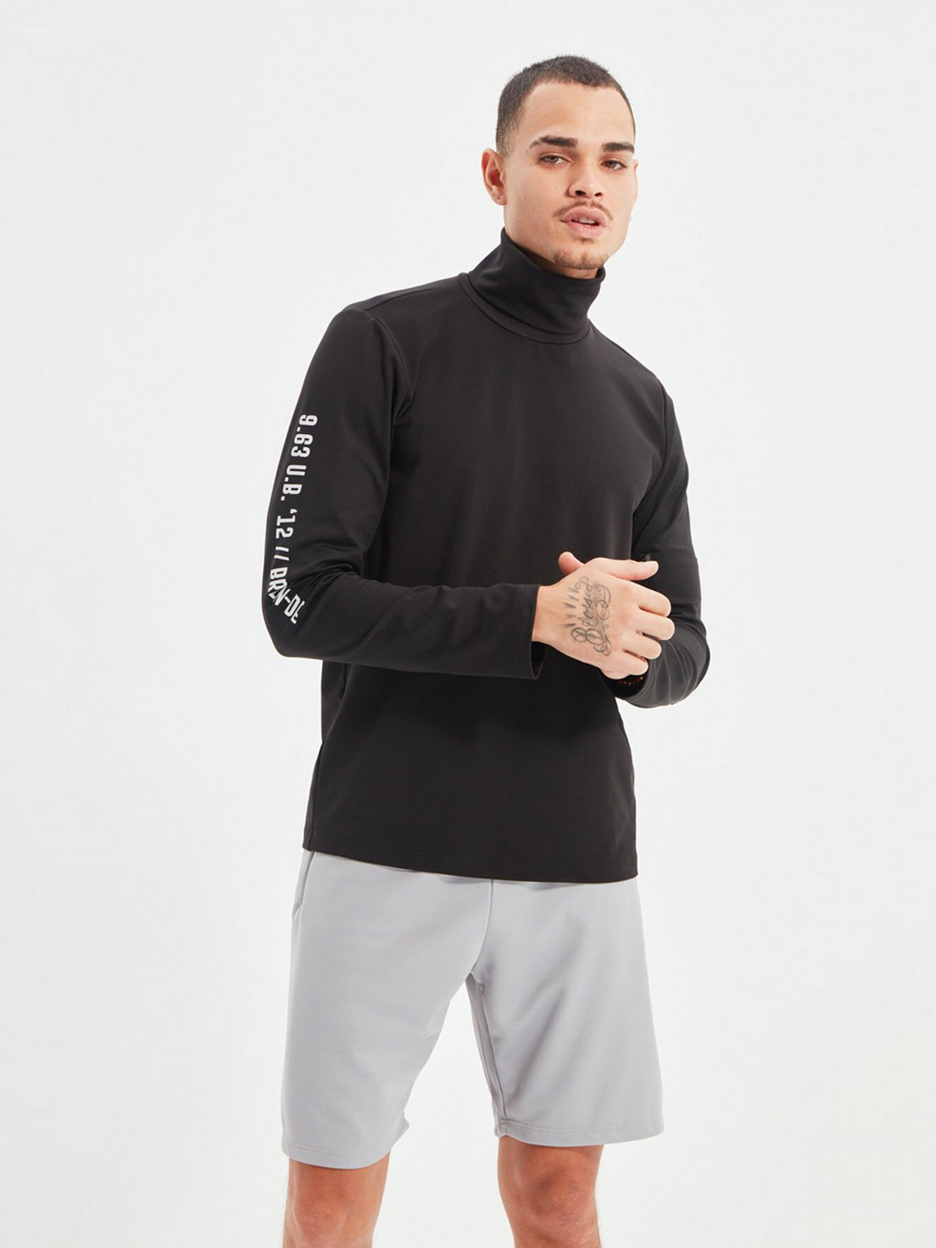 Водолазка Trendyol модель TMNAW22SW1494/Siyah Фото