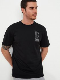 Футболки і поло Trendyol модель TMNSS20TS0656/Siyah Фото