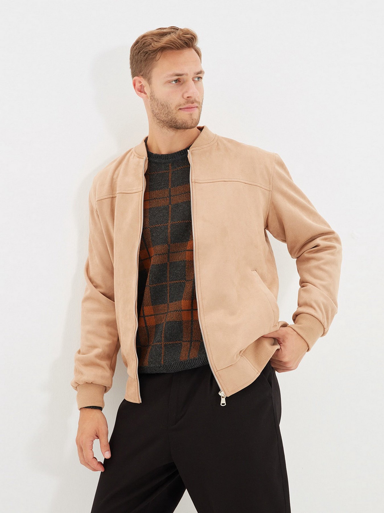 Бомбер Trendyol модель TMNAW22MO0123/Camel Фото