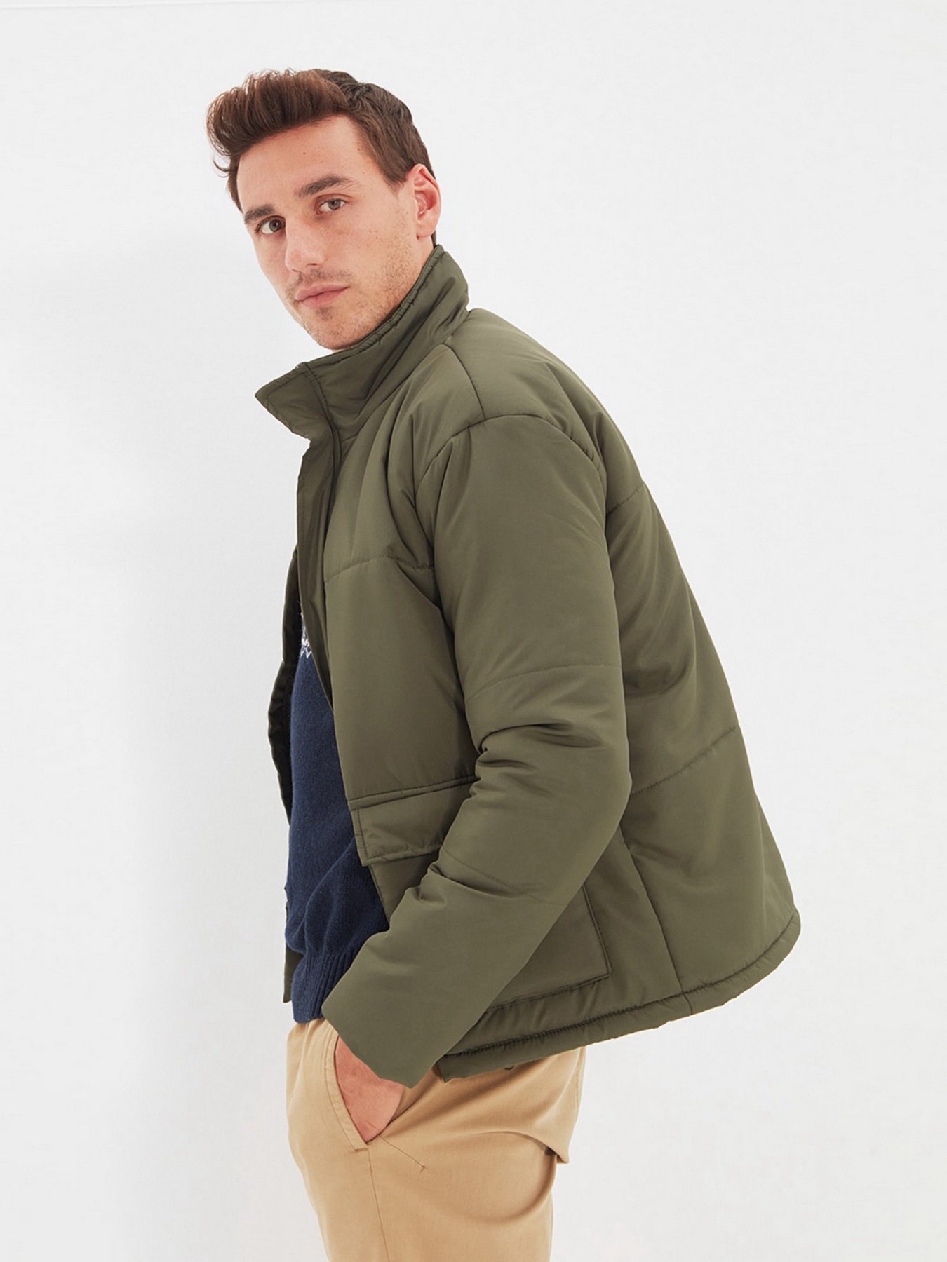 Демісезонна куртка Trendyol модель TMNAW22MO0090/Koyu Haki Фото