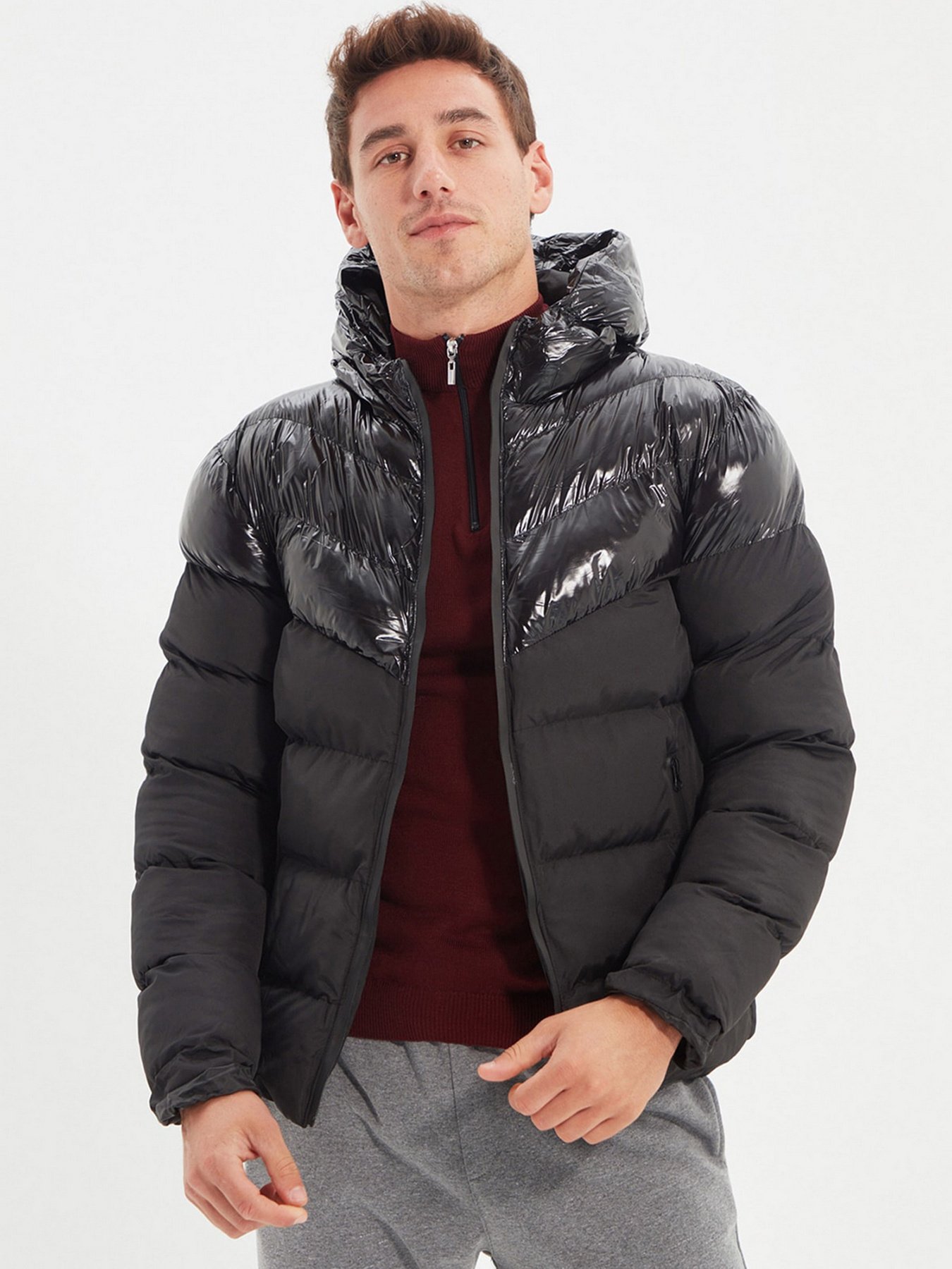 Демісезонна куртка Trendyol модель TMNAW22MO0133/Siyah Фото