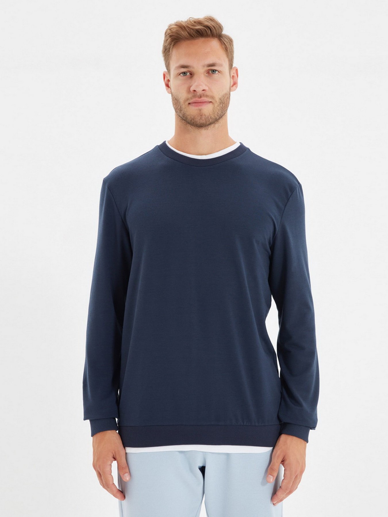 Свитшот Trendyol модель TMNAW22SW0658/Lacivert Фото