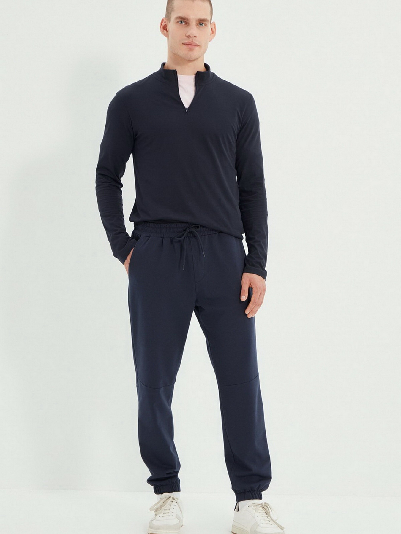 Спортивні штани Trendyol модель TMNSS20EA0072/Lacivert Фото