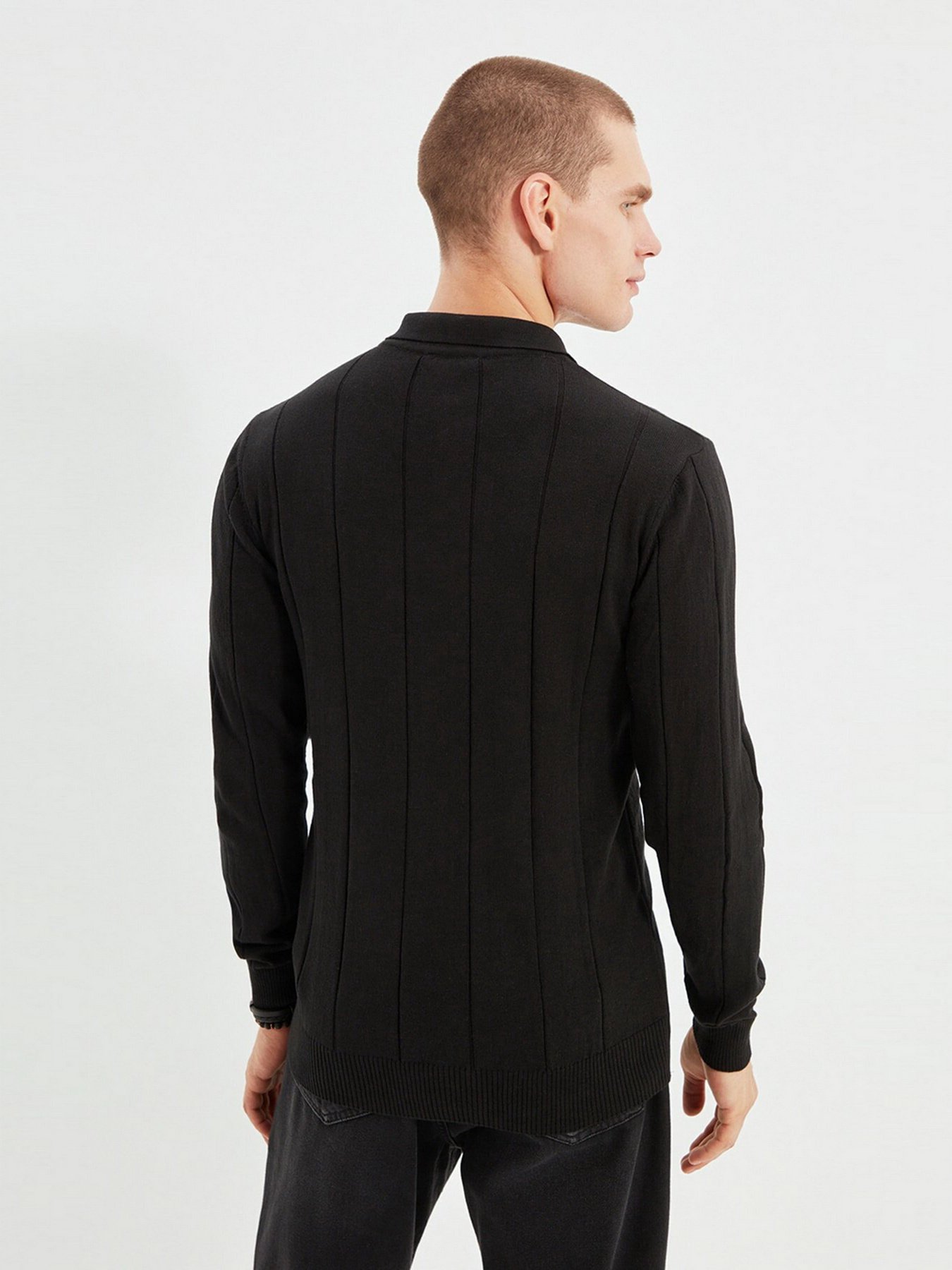 Джемпер Trendyol модель TMNAW21KZ0774/Siyah Фото