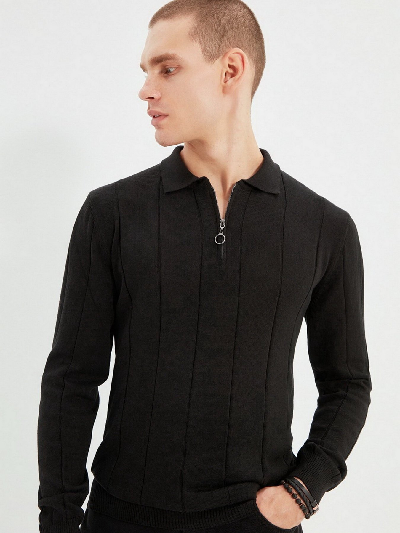 Джемпер Trendyol модель TMNAW21KZ0774/Siyah Фото