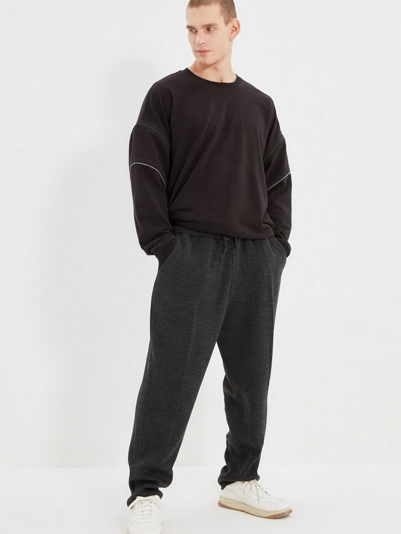 Джоггеры Trendyol модель TMNAW22PL0001/Antrasit Фото