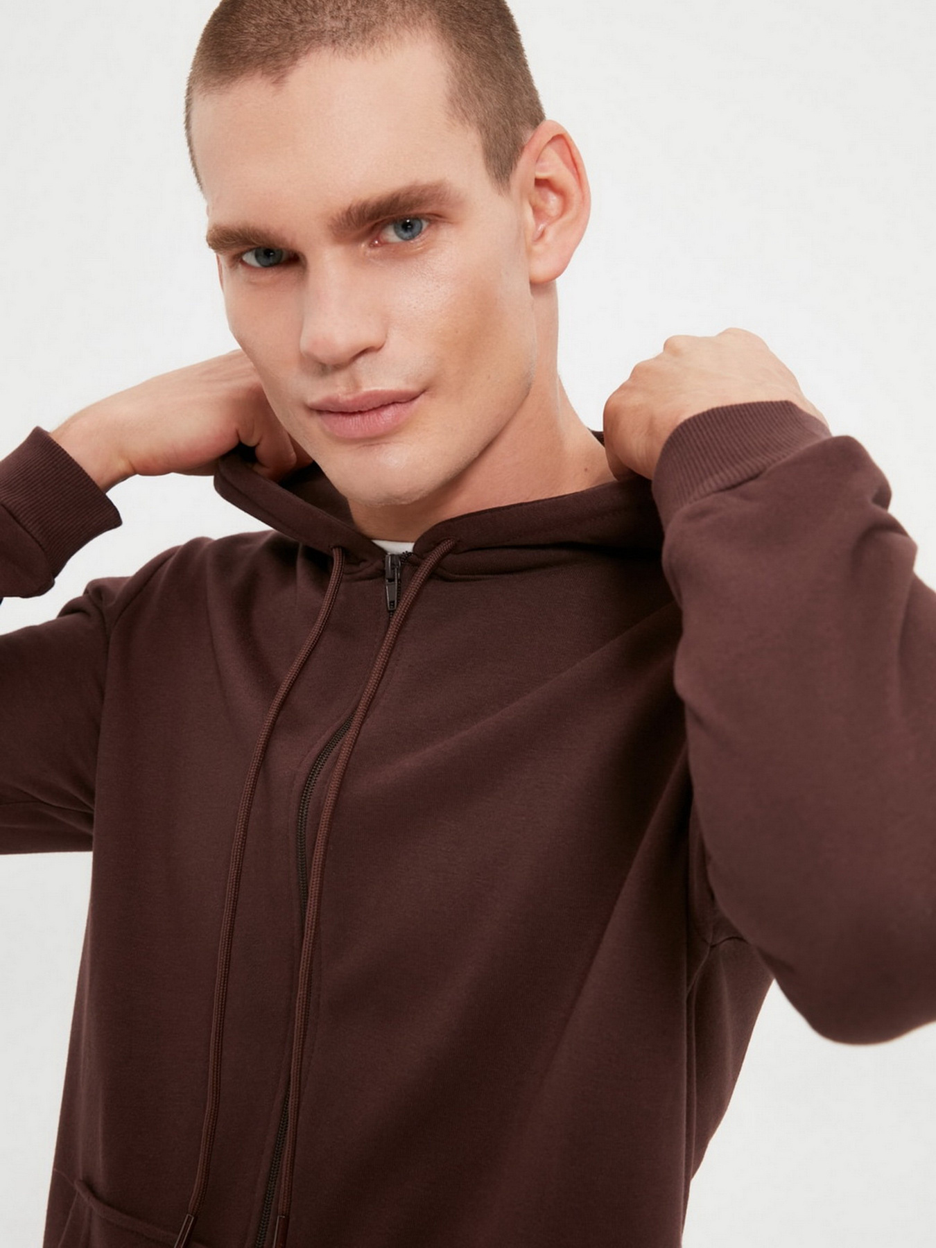 Худі Trendyol модель TMNAW20SW0262/Kahverengi Фото