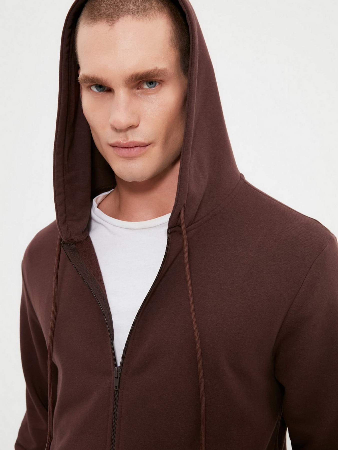 Худі Trendyol модель TMNAW20SW0262/Kahverengi Фото