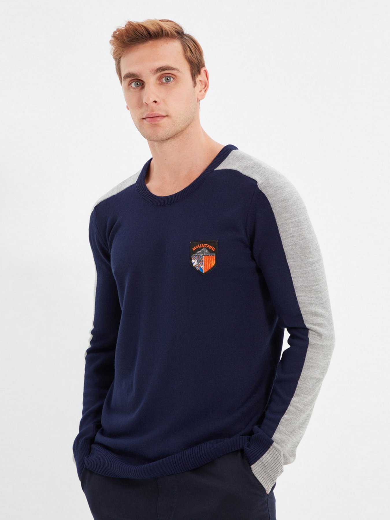 Джемпер Trendyol модель TMNAW22KZ2151/Lacivert Фото