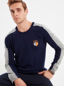 Джемпер Trendyol модель TMNAW22KZ2151/Lacivert Фото