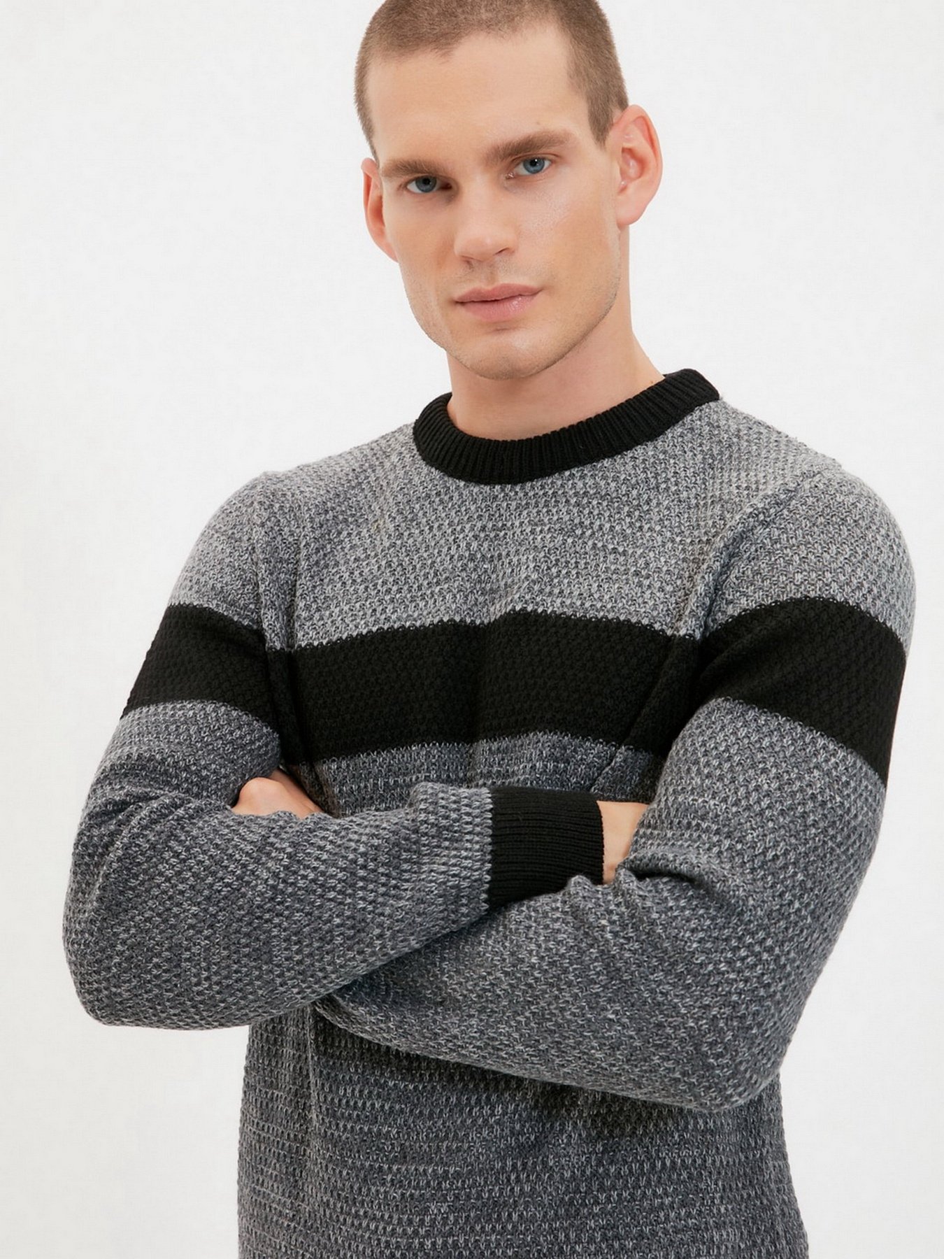 Джемпер Trendyol модель TMNAW22KZ2498/Gri Фото