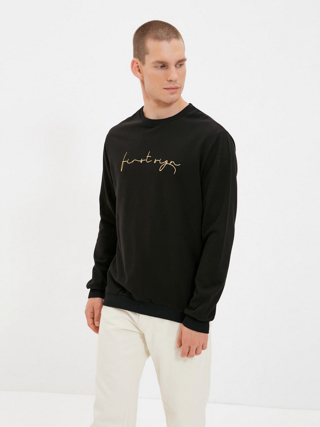 Свитшот Trendyol модель TMNAW22SW1058/Siyah Фото