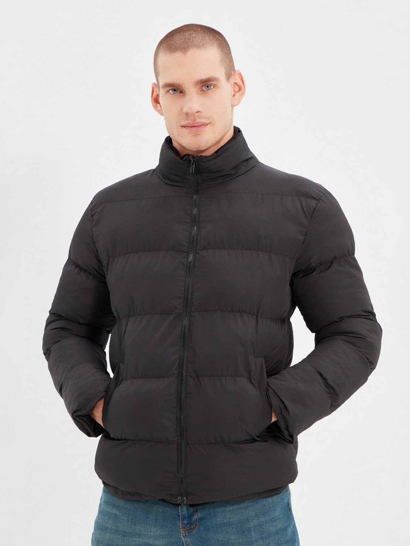 Зимняя куртка Trendyol модель TMNAW22MO0125/Siyah Фото