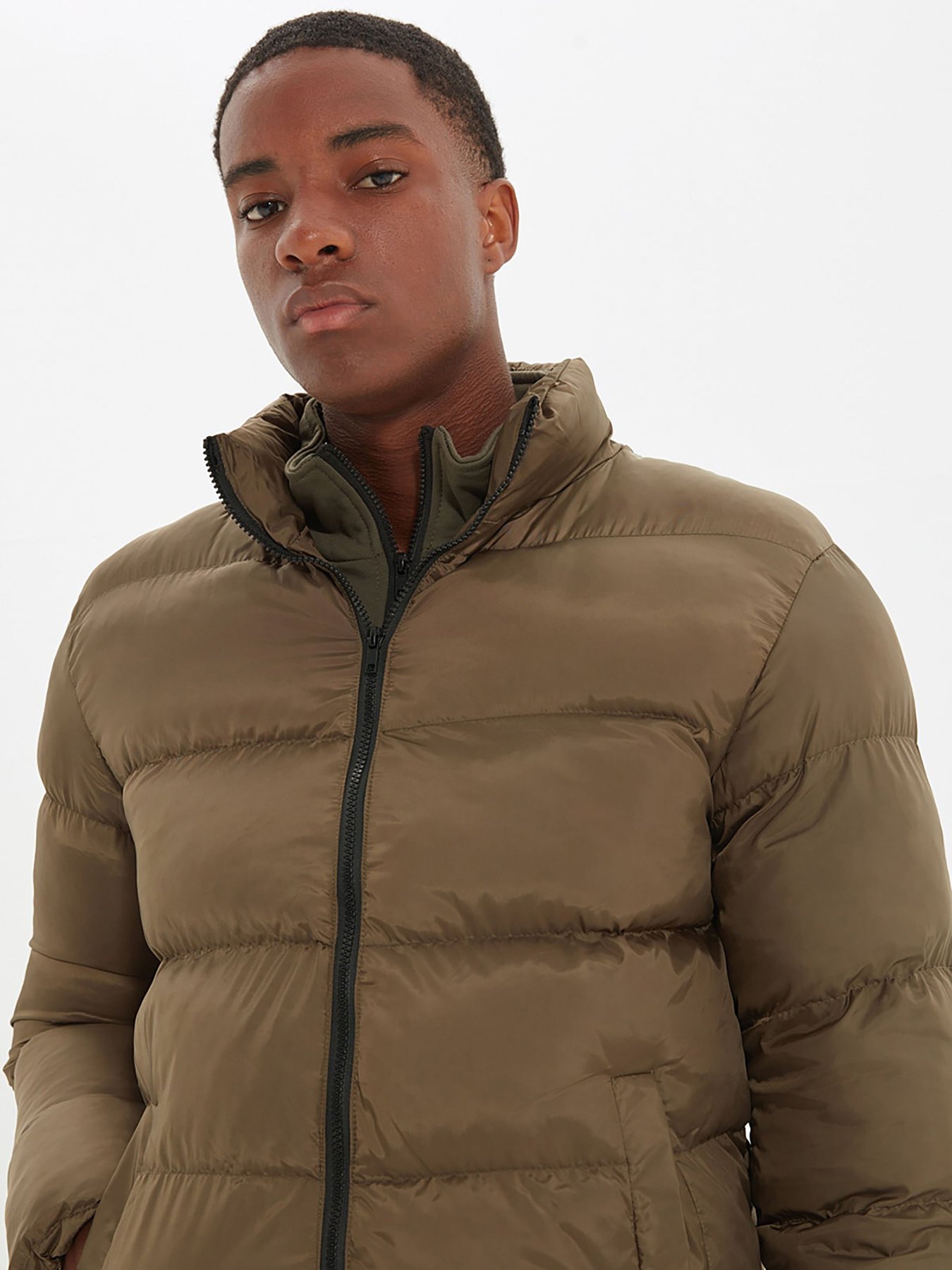 Зимняя куртка Trendyol модель TMNAW22MO0125/Haki Фото