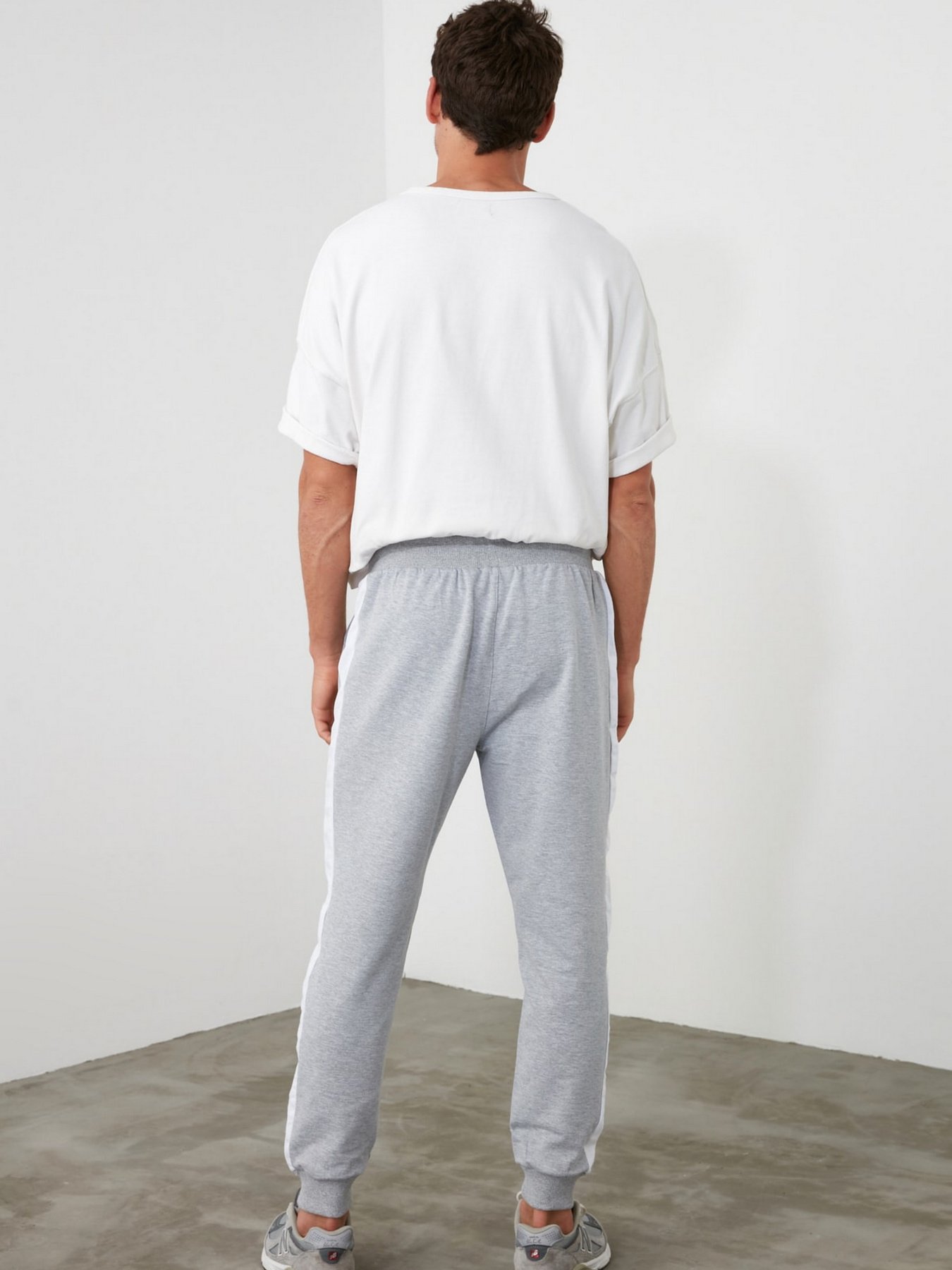 Спортивні штани Trendyol модель TMNSS20EA0074/Gri Фото