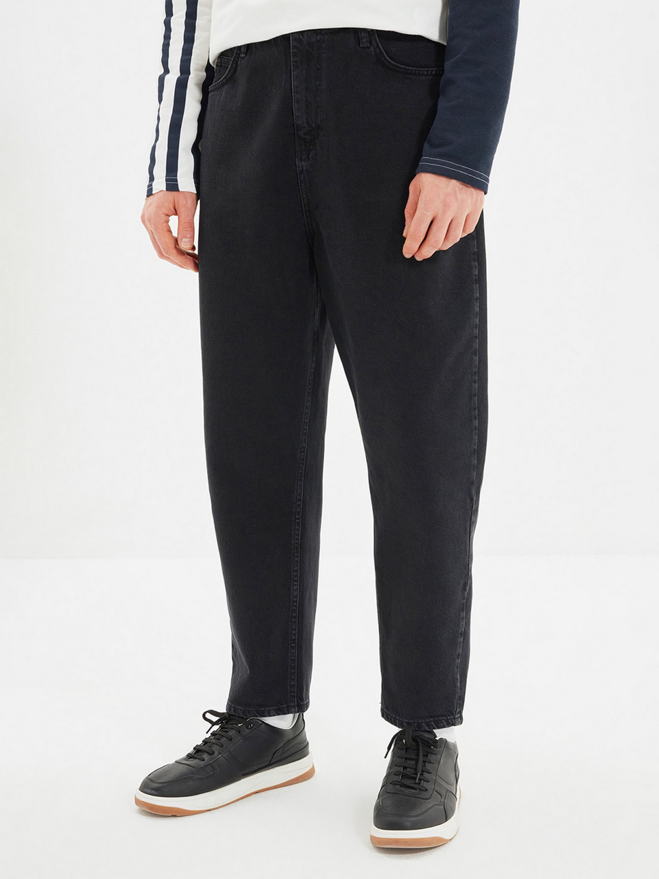 Широкі джинси Trendyol Balloon модель TMNSS21JE0674/Siyah Фото