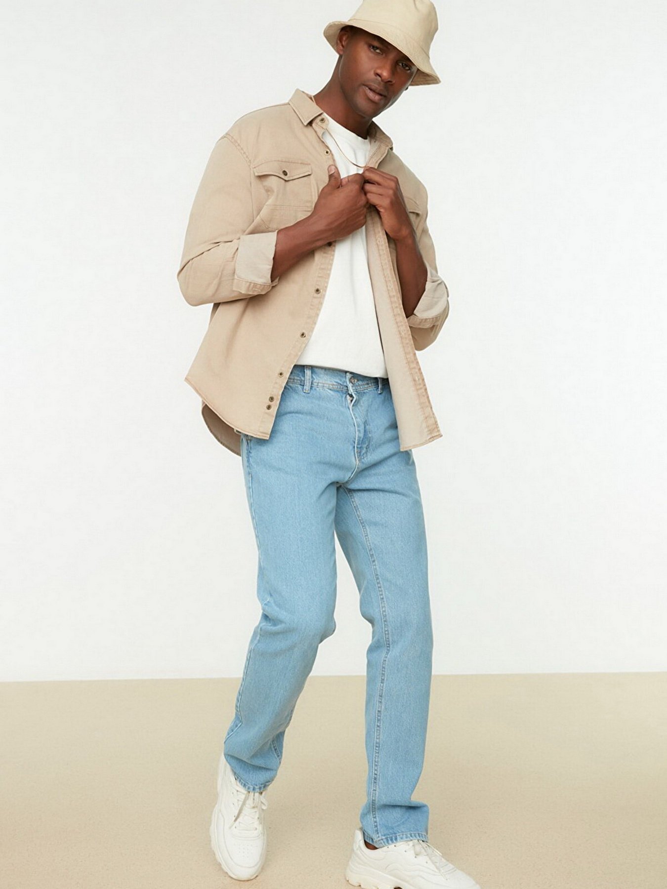 Прямі джинси Trendyol Straight модель TMNSS22JE0100/Mavi Фото