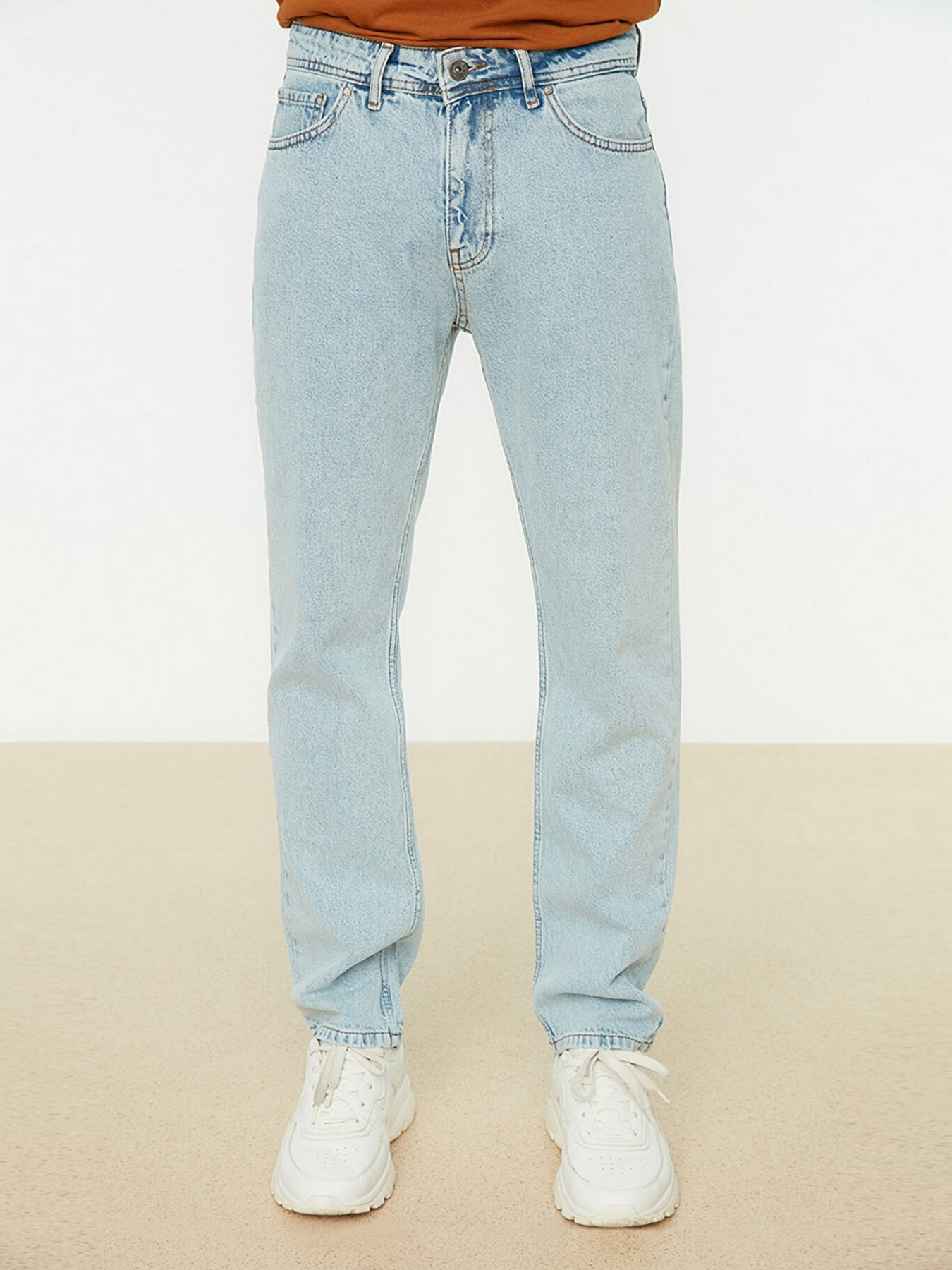 Прямые джинсы Trendyol Regular модель TMNSS22JE0231/Mavi Фото