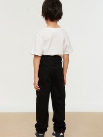 Прямі джинси Trendyol модель TKDSS22JE0217/Siyah Фото