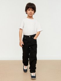Прямі джинси Trendyol модель TKDSS22JE0217/Siyah Фото