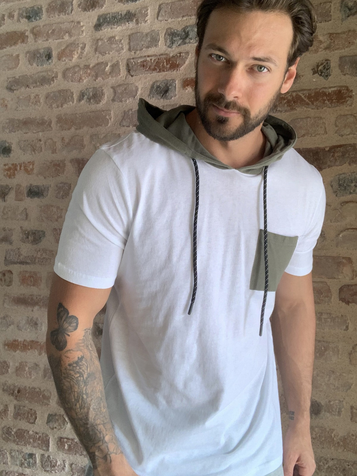 Футболки і поло Trendyol модель TMNSS20TS0028/Haki Фото