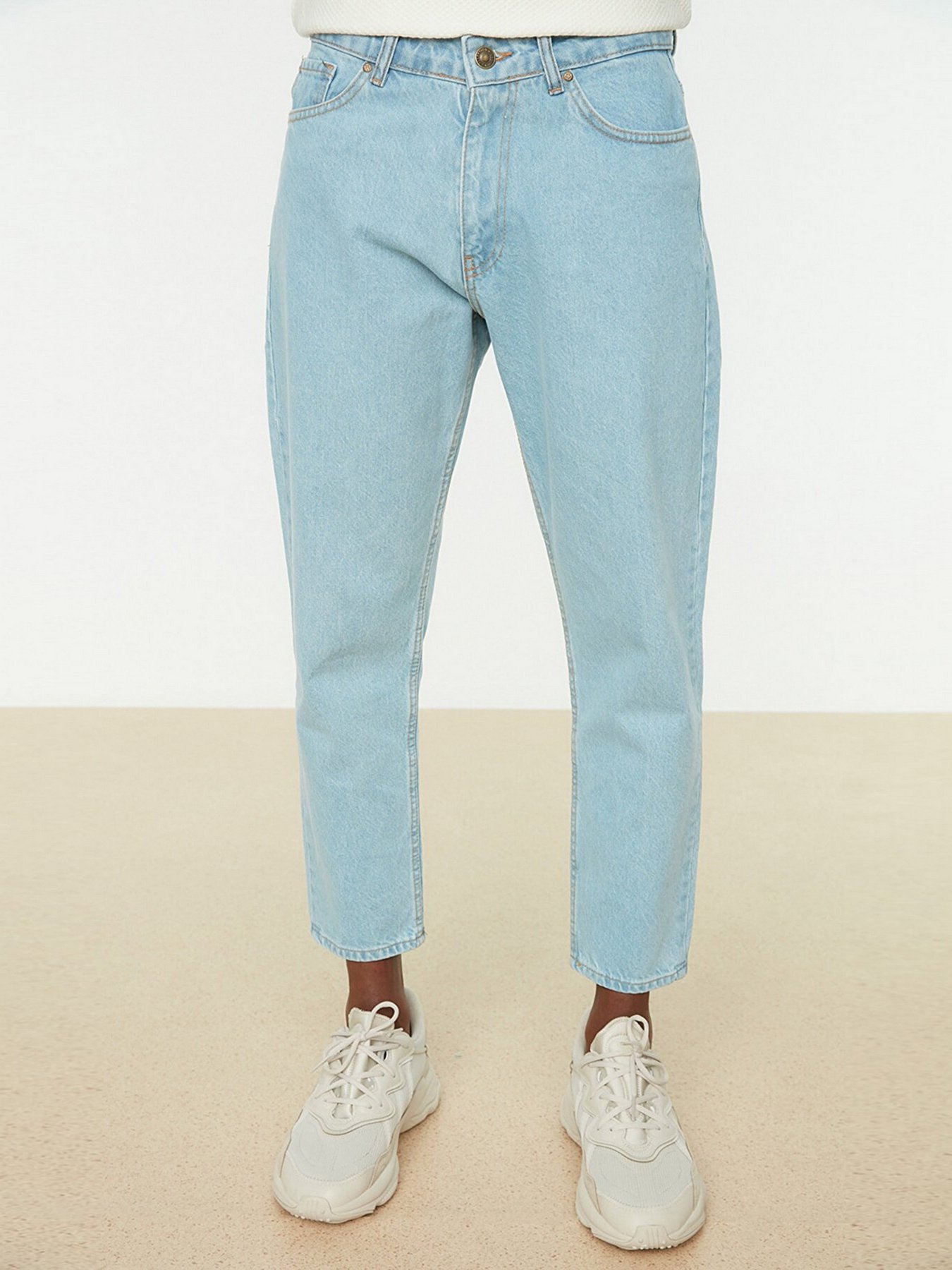 Зауженные джинсы Trendyol Essential Crop модель TMNSS22JE0370/Mavi Фото