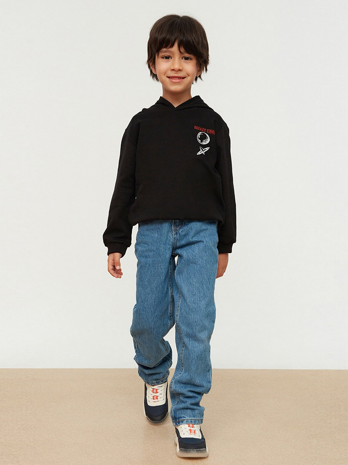 Прямі джинси Trendyol модель TKDSS22JE0217/Acik Mavi Фото