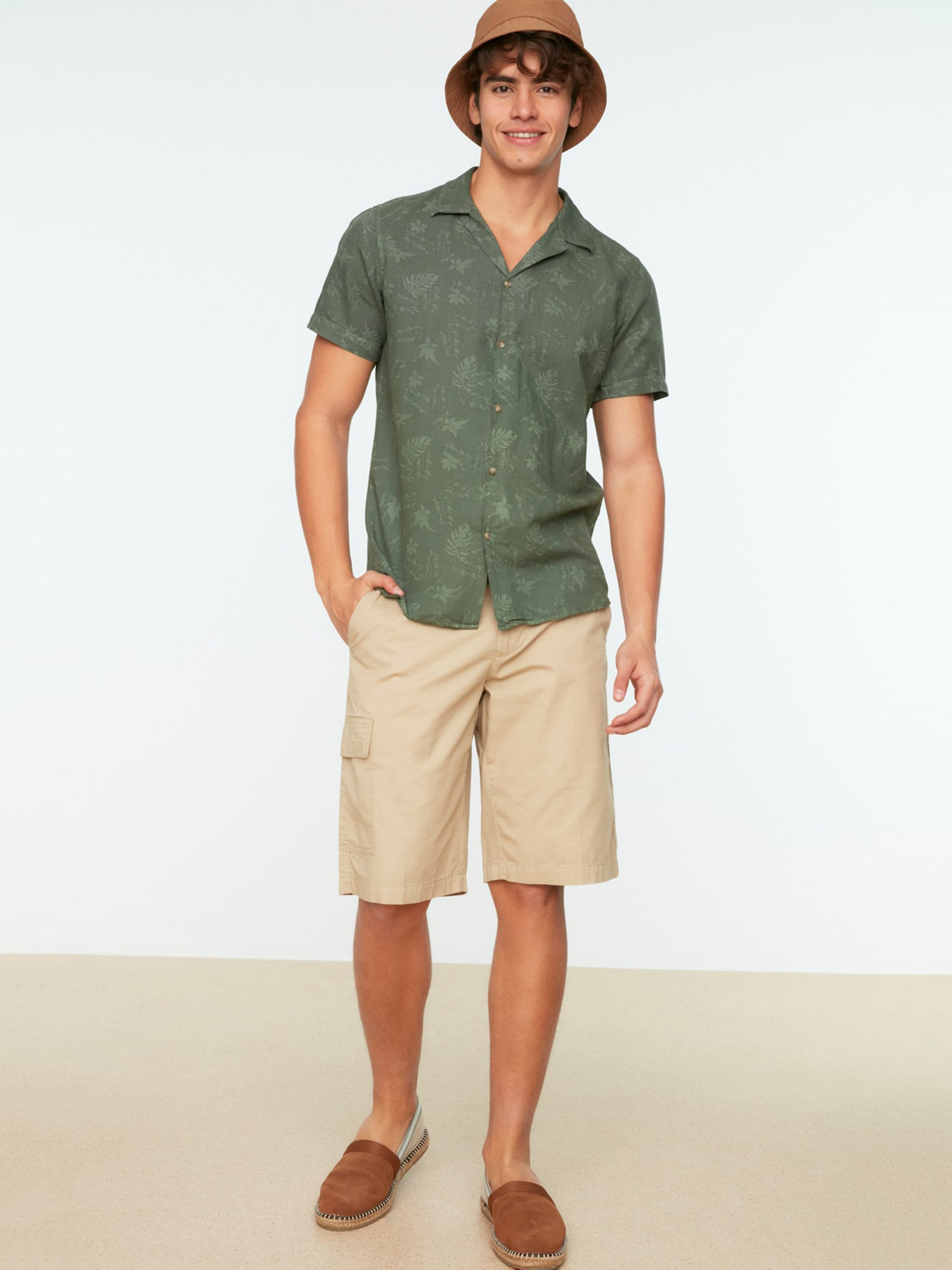 Рубашка Trendyol модель TMNSS20GO0443/Haki Фото