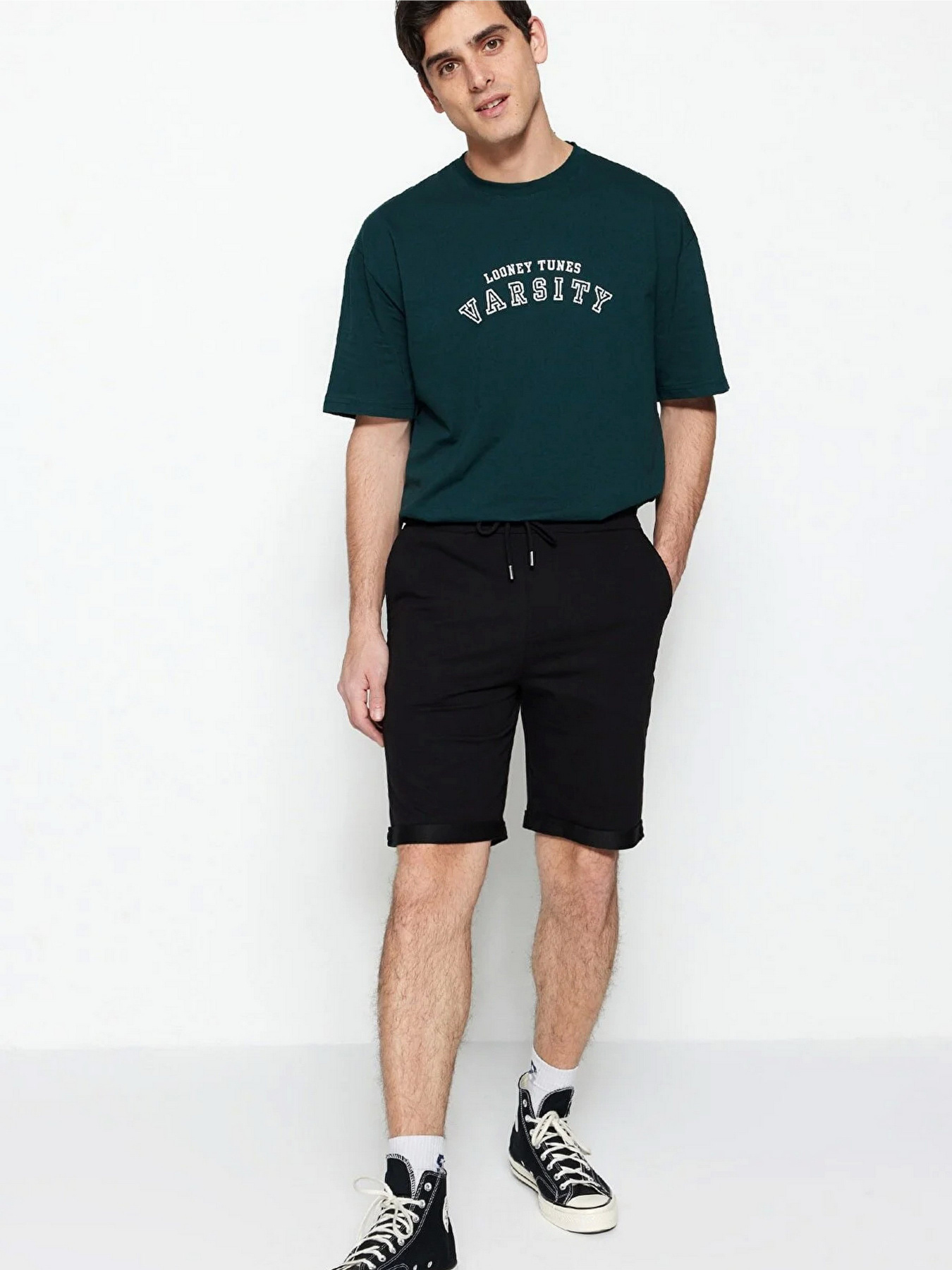 Повсякденні шорти Trendyol модель TMNSS21SR0046/Siyah Фото