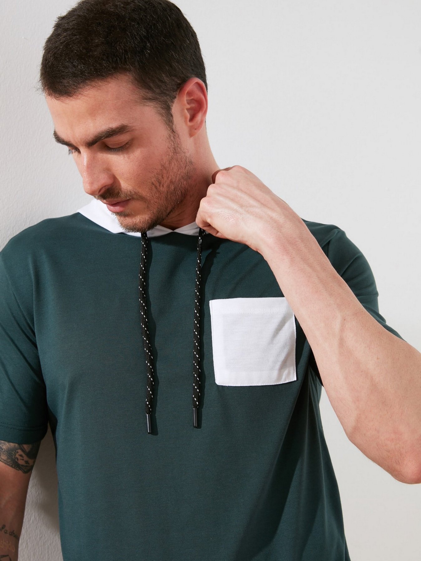 Футболки и поло Trendyol модель TMNSS20TS0028/Zumrut Yesili Фото