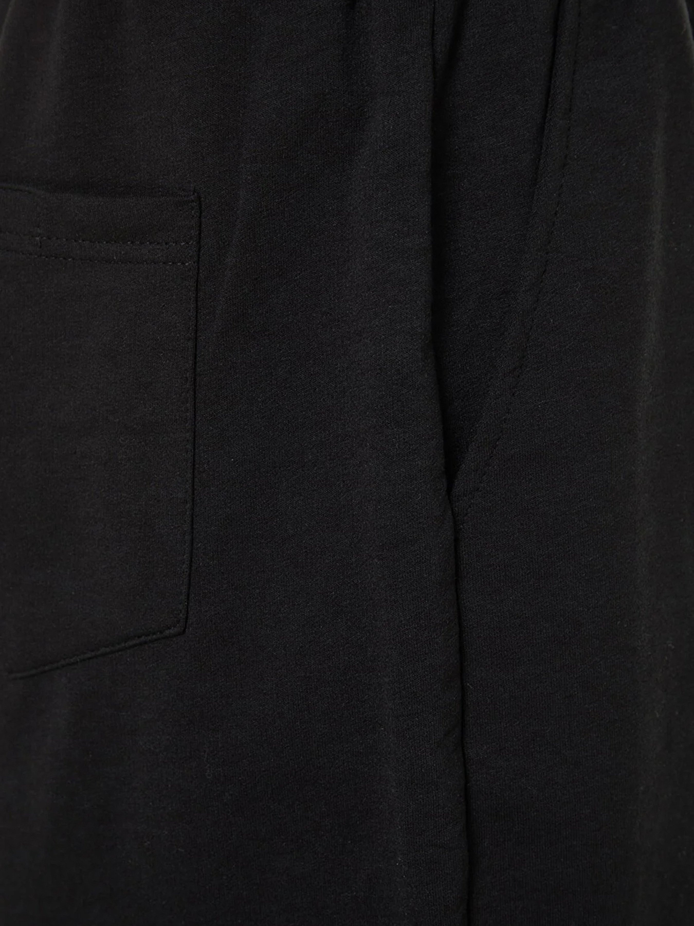 Повседневные шорты Trendyol модель TMNSS22SR0257/Siyah Фото