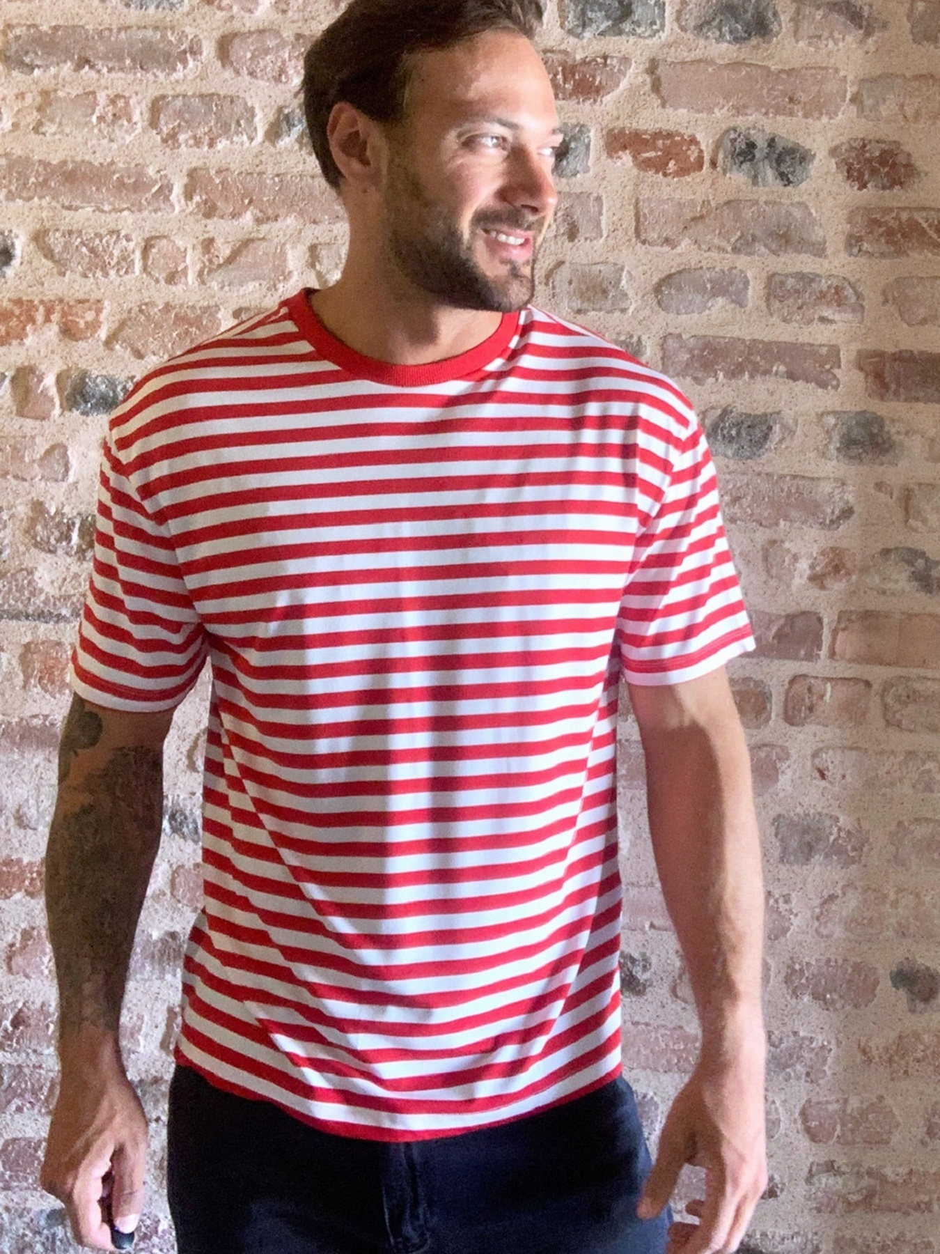 Футболки і поло Trendyol модель TMNSS20TS0511/Kırmızı Футболки і поло Trendyol модель TMNSS20TS0511/Kırmızı Фото