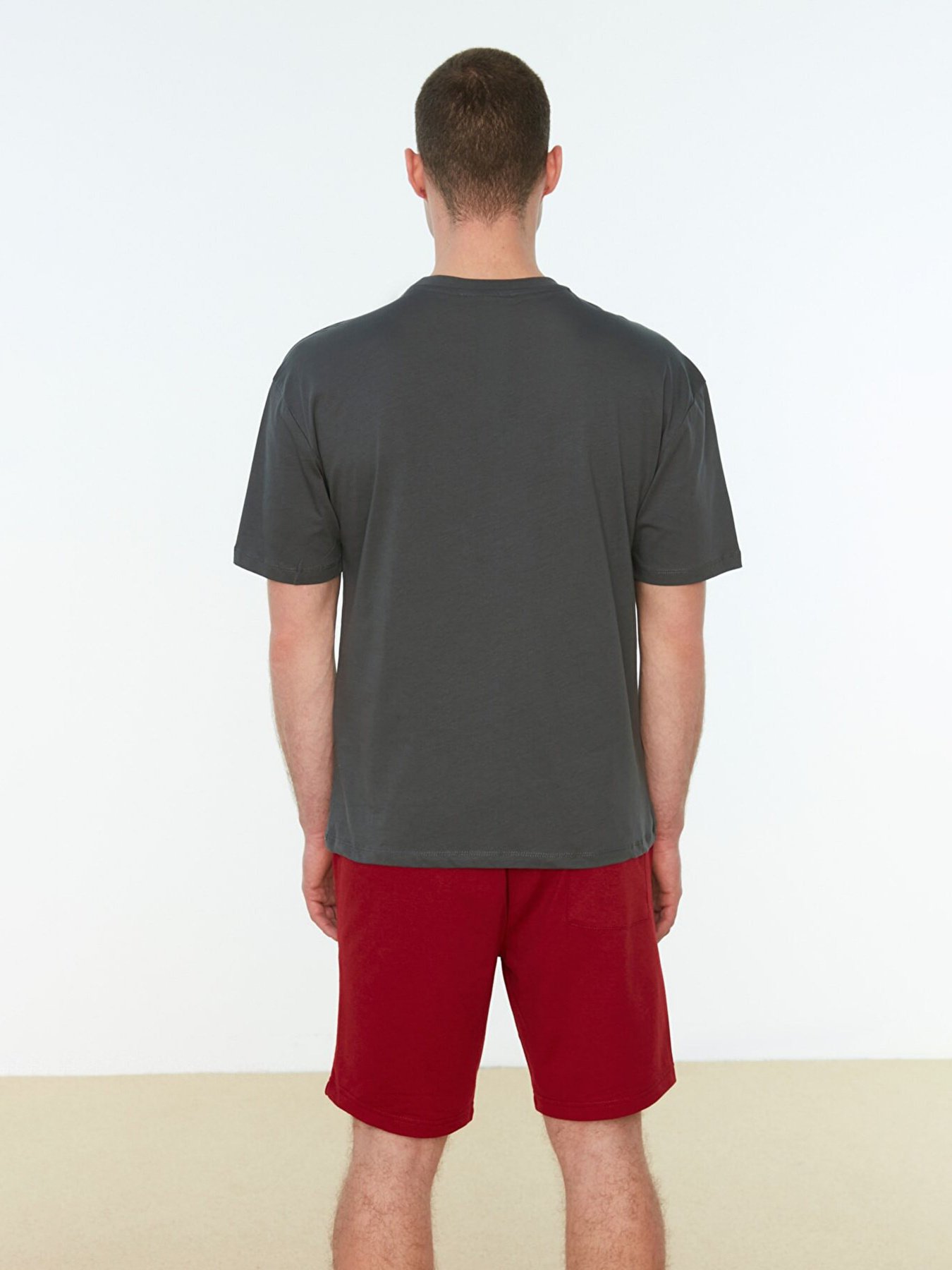 Футболки и поло Trendyol модель TMNSS22TS0273/Antrasit Фото