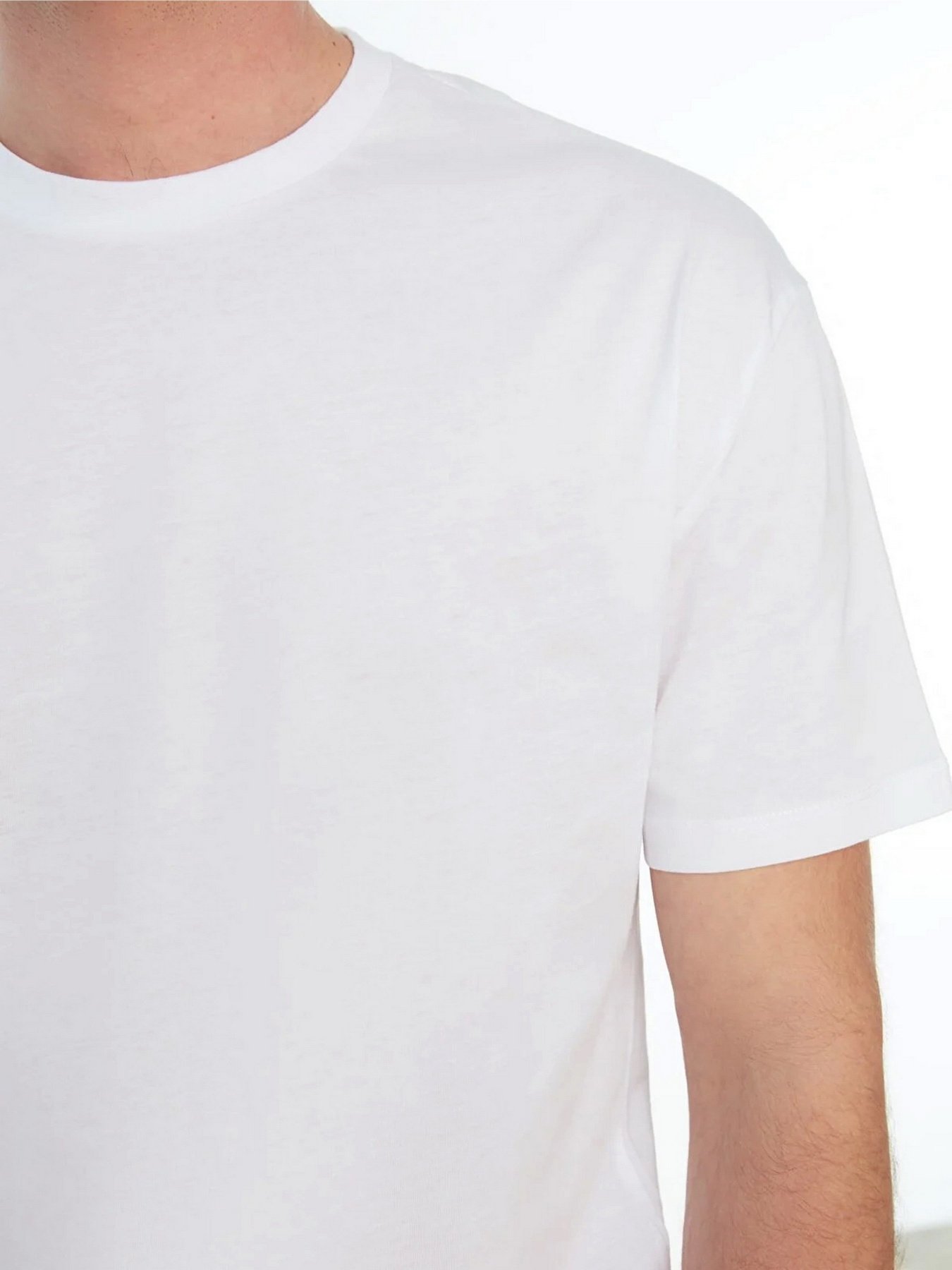 Футболка Trendyol модель TMNSS22TS0273/Beyaz Фото
