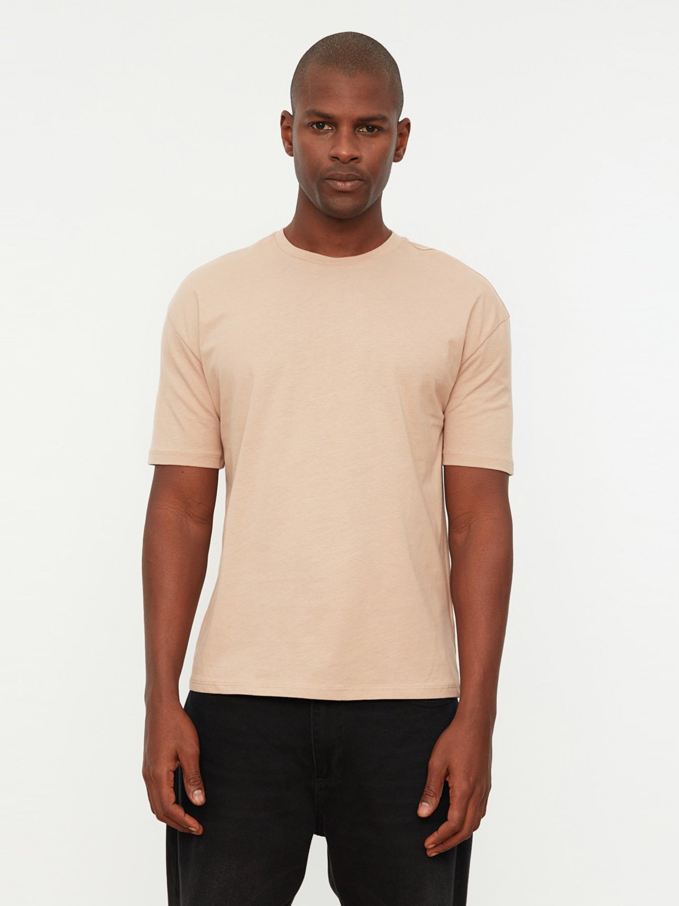 Футболка Trendyol модель TMNSS22TS0273/Tas Фото